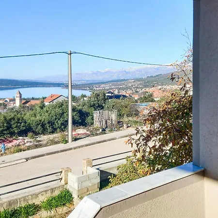 3 Bedroom Awesome In Gornji Karin